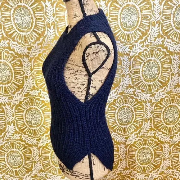 Stine Goya Annemarie Chunky Knit Sleeveless Vest in Navy size XS - Picture 6 of 11